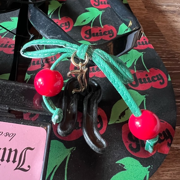 juicy couture cherry platform flip flop - Picture 3 of 3